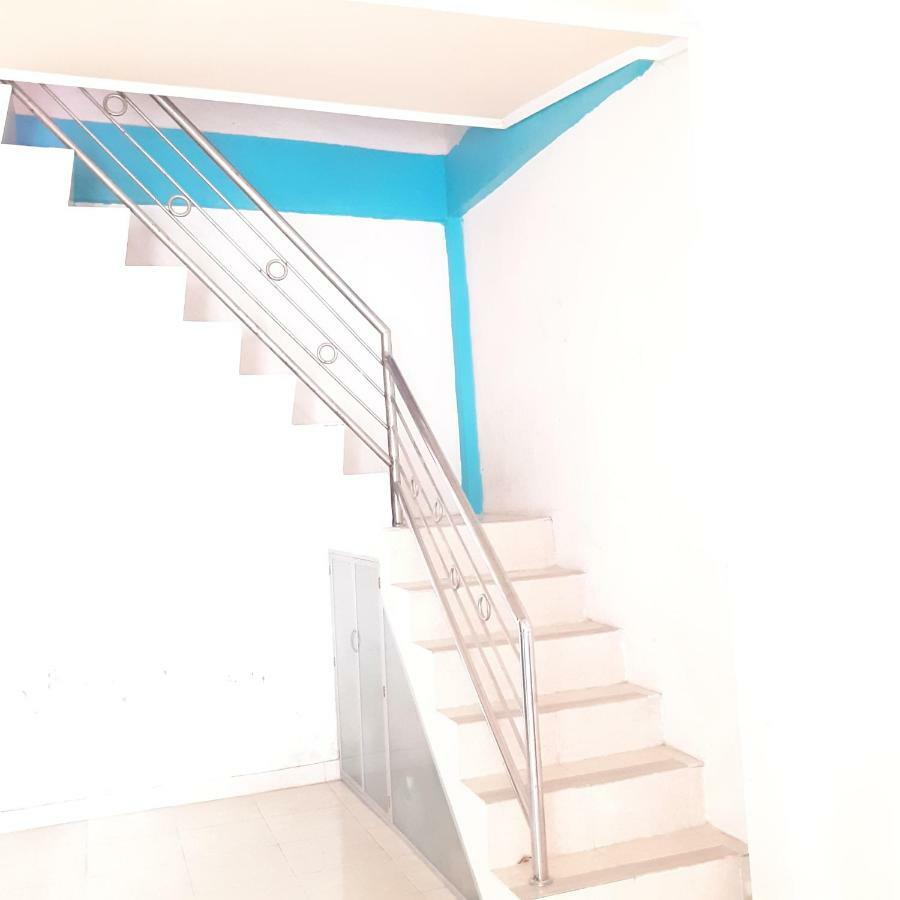 Almira Homestay Near Airport Jambi Ngoại thất bức ảnh