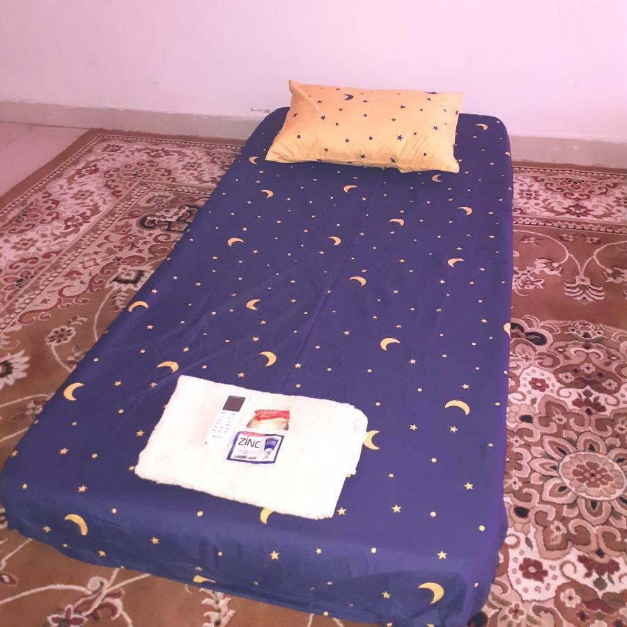 Almira Homestay Near Airport Jambi Ngoại thất bức ảnh