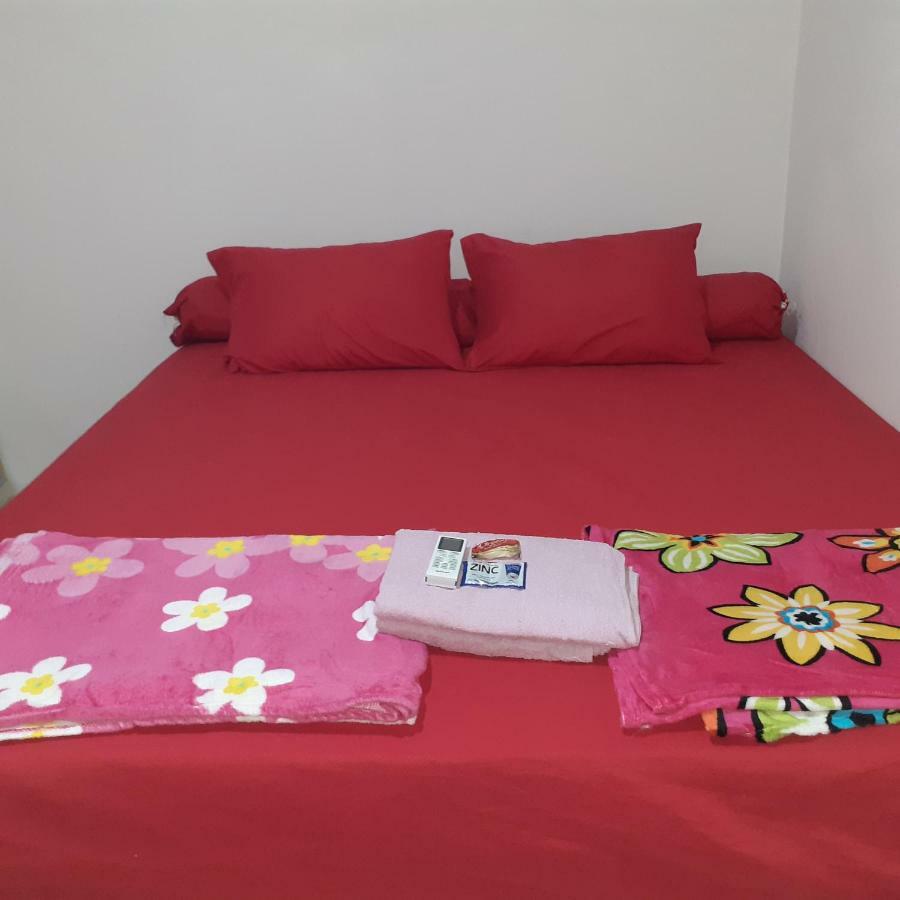 Almira Homestay Near Airport Jambi Ngoại thất bức ảnh